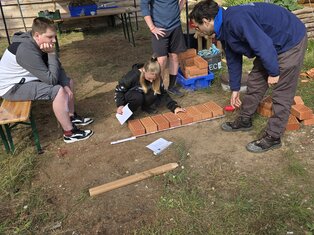 Mauer bauen-
